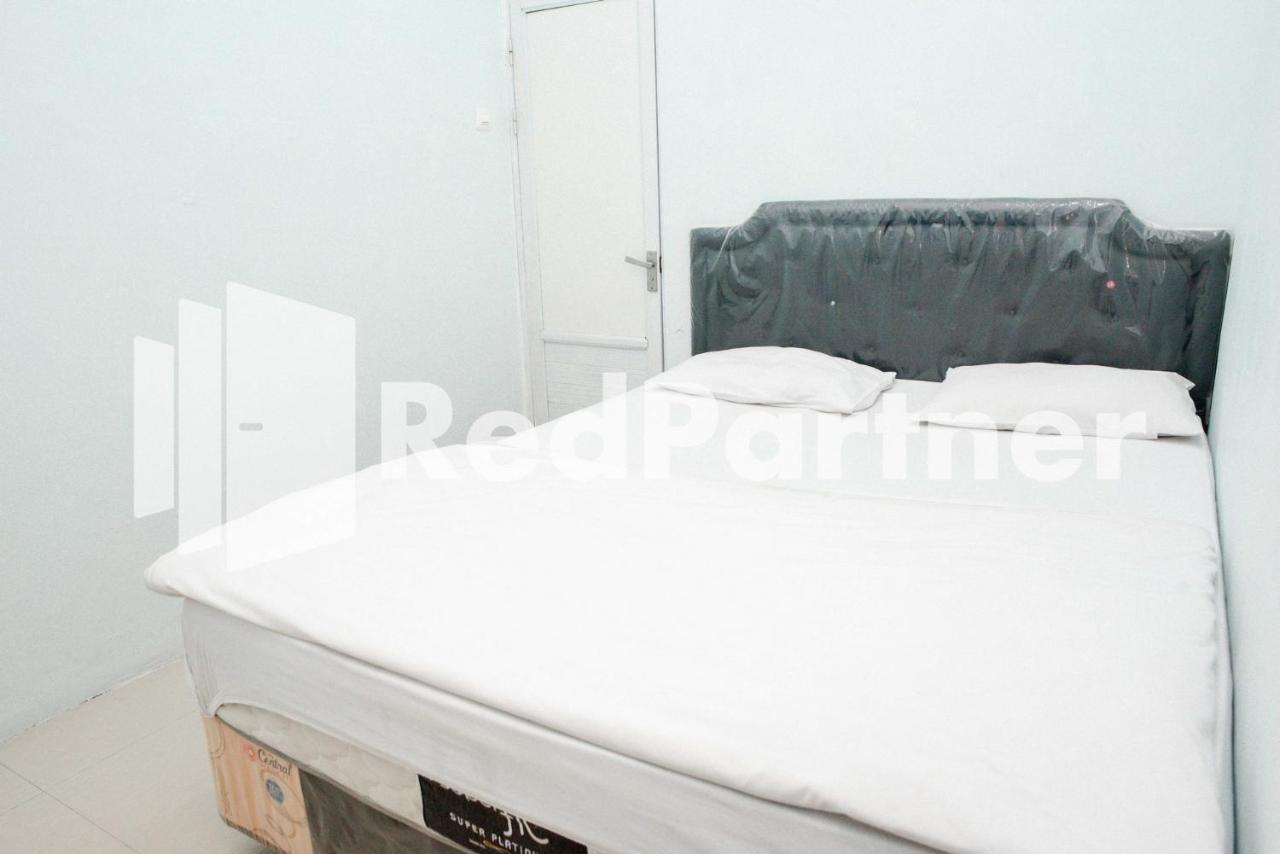 Happy Inn Puspo Mitra Reddoorz Jomblang Екстериор снимка