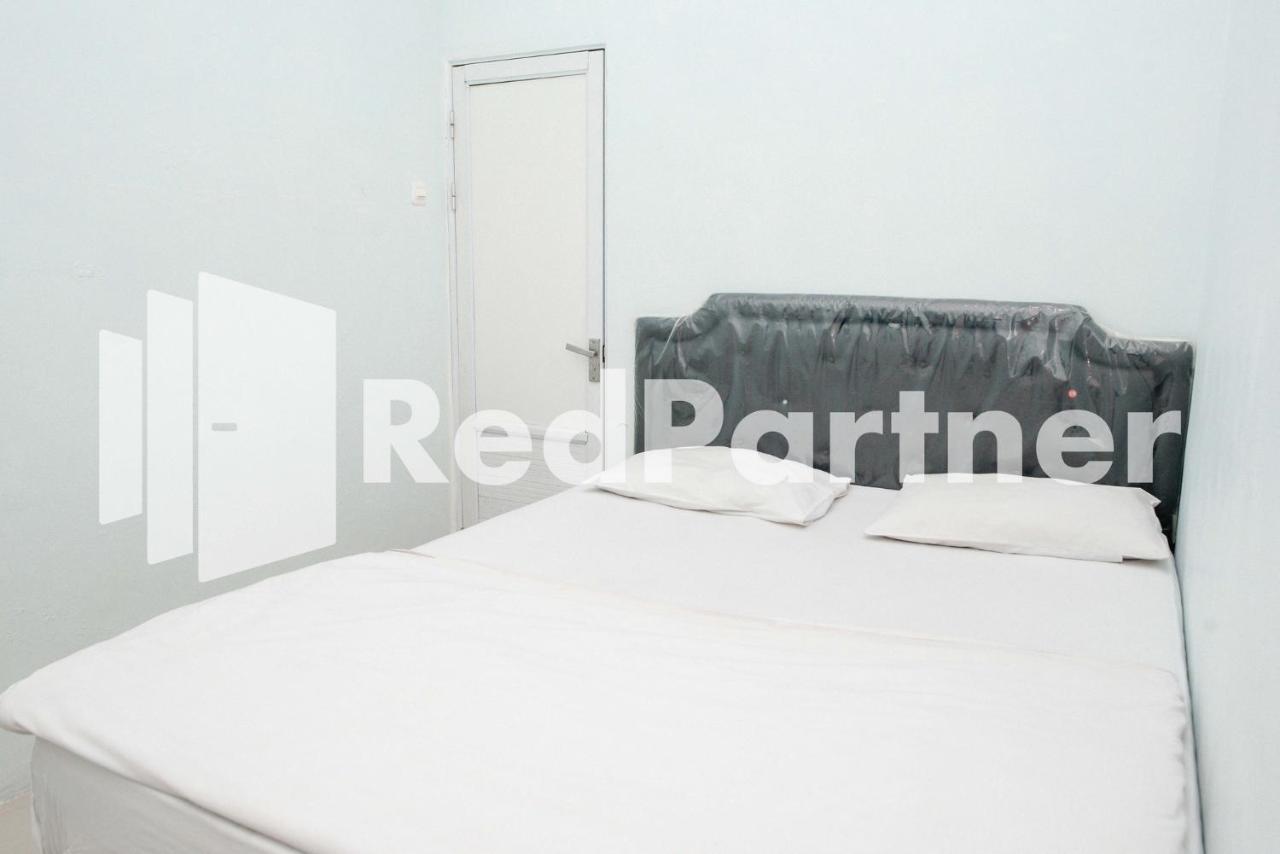 Happy Inn Puspo Mitra Reddoorz Jomblang Екстериор снимка